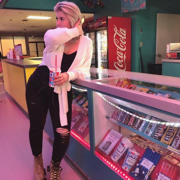 Meet your Posher, Morgan - Picture 1 of 1